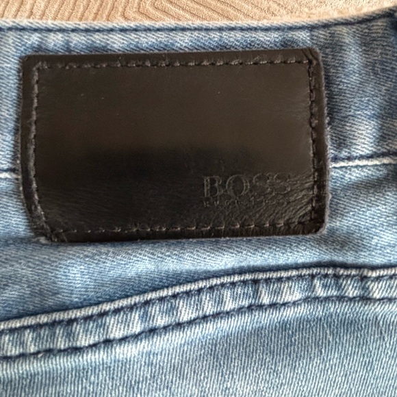 Hugo Boss blue jeans. Size 34/34 - Picture 5 of 5